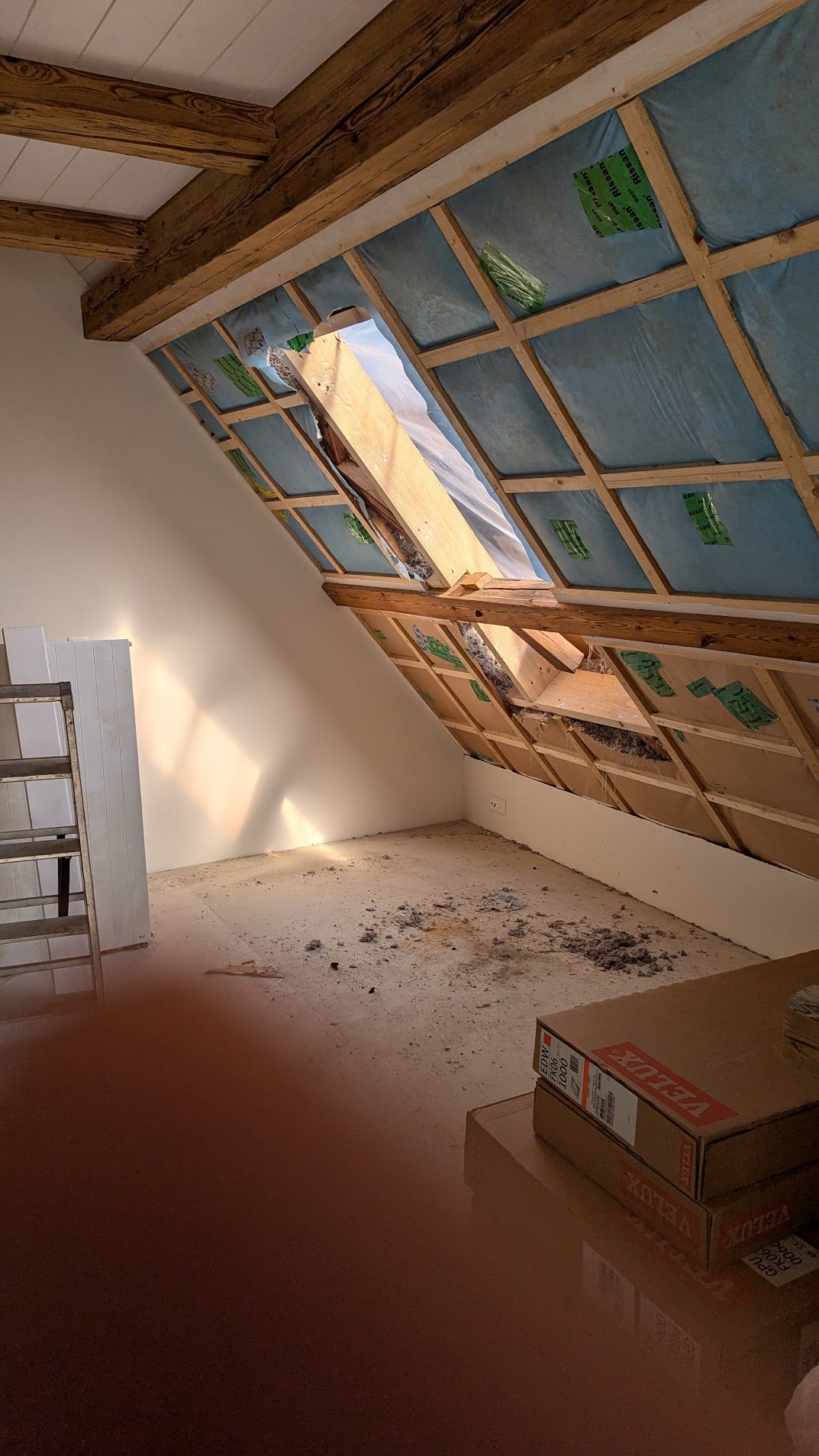 Der Einbau der Dachfenster beginnt 01 – 17. Juli 2024