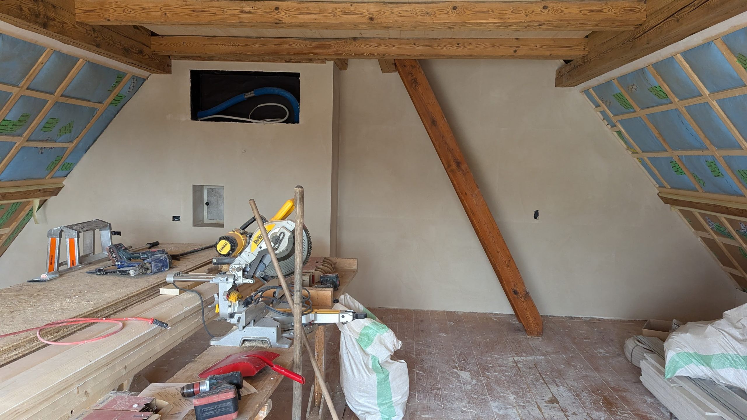 Die Gipserarbeiten sind gemacht – 28. Juni 2024